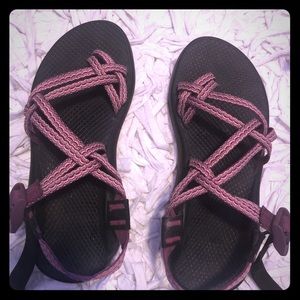 Pink/purple Chacos